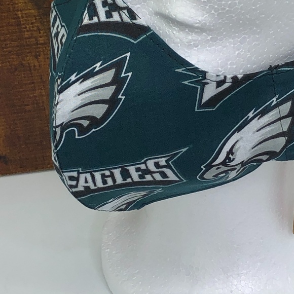 EAGLES Football 100% Cotton Face Mask~New! - Picture 4 of 13